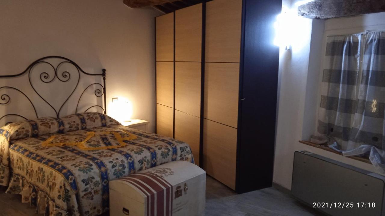 La Casa Di Lisa Apartman Suvereto Kültér fotó