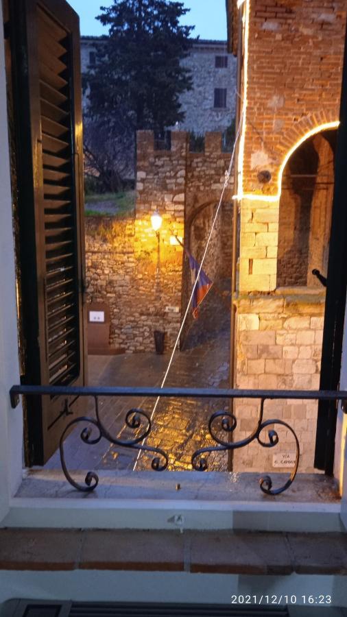 La Casa Di Lisa Apartman Suvereto Kültér fotó